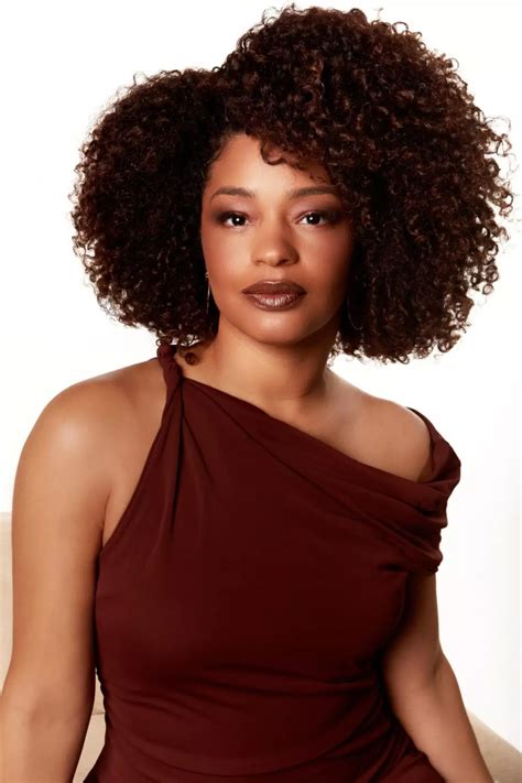 Atriz Juliana Alves participa de evento que celebra mulheres negras no Rio de Janeiro – Vírgula