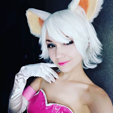 Sonic the Hedgehog: Rouge the Bat cosplay by Akaomy • AIPT