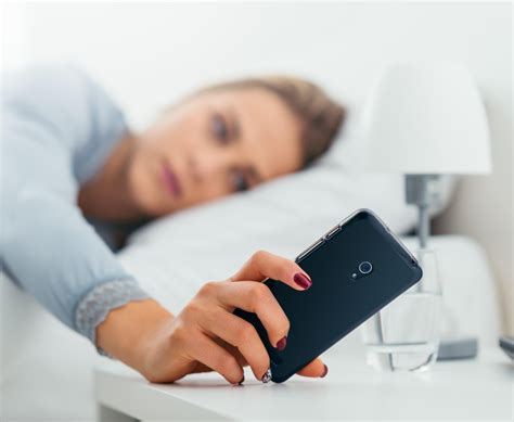 Ireland 'addicted to smartphones' as over seven in 10 use them as soon ...