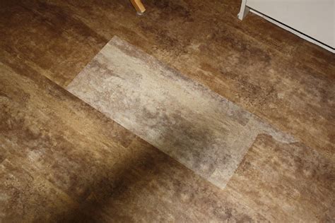 Missing Cap Sheet (Wear layer) - Floor Detective