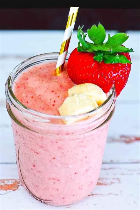 Smoothie King's Angel Food Smoothie (Copycat Recipe) | Sinful Kitchen