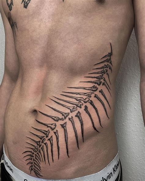 Pin en TATTOO | Tatuajes chulos, Tatuaje pequeño para hombre, Dibujos ...