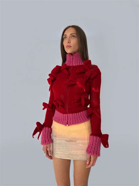 Red Bows Knit Sweater | Fashion, Knitted sweaters, Winter knit sweater