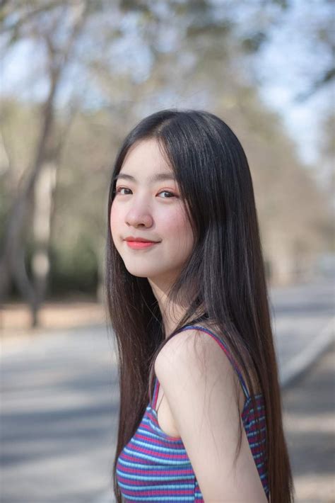 Skinny Girl Body, Skinny Girls, Two Girls, Model Girl Photo, Cute Couples Hugging, Long Hair ...