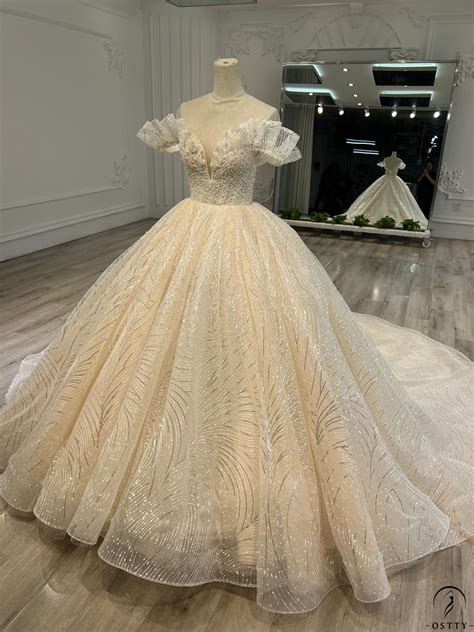 OSTTY - Ostty Luxury Champagne Short Sleeves Wedding Dress $1,299