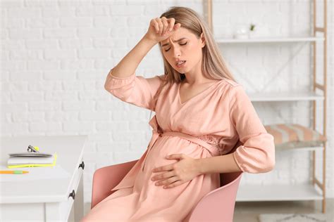 What Do Contractions Feel Like? Everything You Need To Know - Thriving Mum