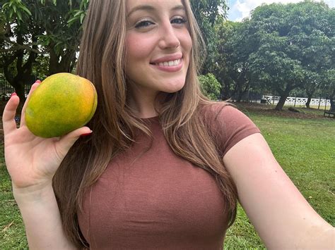 Mina's Mangos & Jabos LLC (@minas_mangos) • Instagram photos and videos
