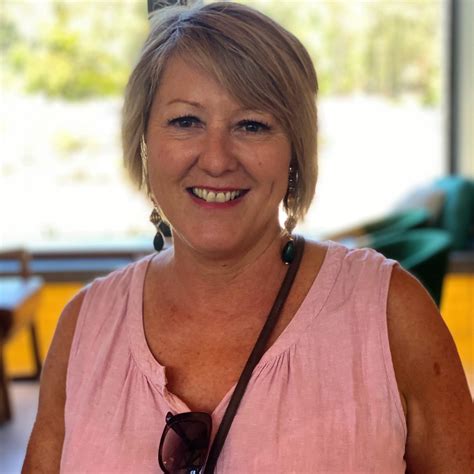 Tess Ellis | Travel Experts