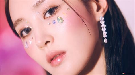 Girls' Generation 'Yuri' - Forever 1 Album (Cosmic Festa) Фотосесия 4K Изтегляне на тапет