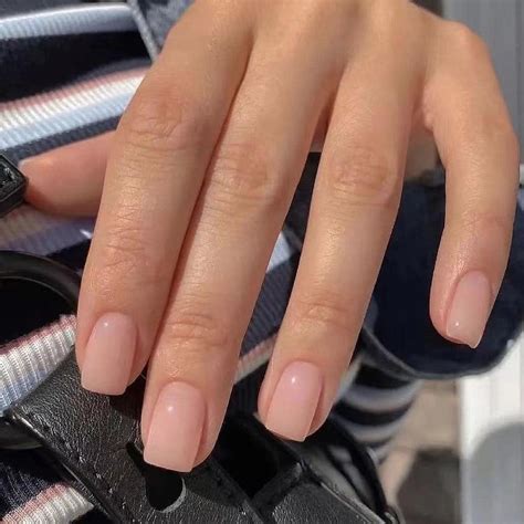 Women Fingers Fingre Short Nails