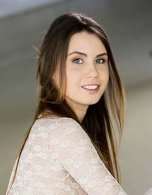 Elle Rose Porn Videos