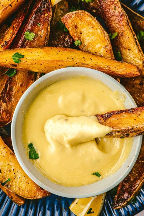 Aioli Recipe (Garlic Aioli) | The Mediterranean Dish