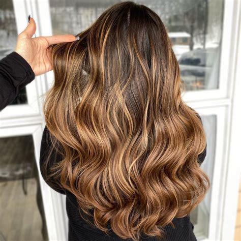 Carmel Highlights In Brown Hair / 60 Looks with Caramel Highlights on ...