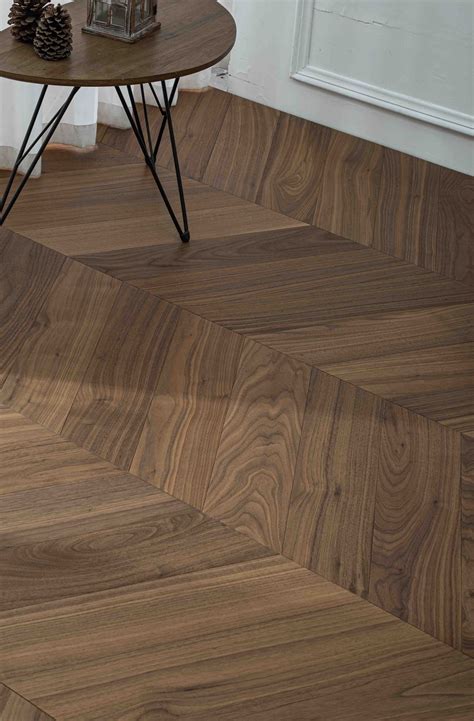 Wholesale American Walnut Chevron Engineered Flooring - Durable And ...