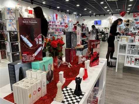 Drôme. Pour la Saint-Valentin, les sex-shops font le plein : « Il n'y a ...