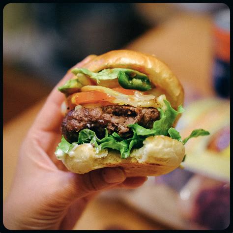 Yummy Burgers | 10nineteen