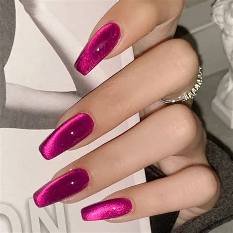 Hot Pink Cat Eye Nails: The Hottest Trend