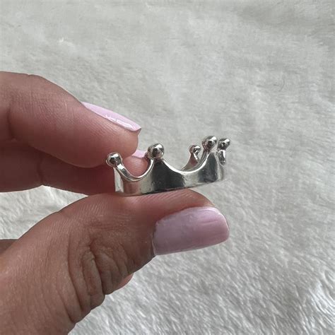 james avery princess crown ring this retails for $71... - Depop