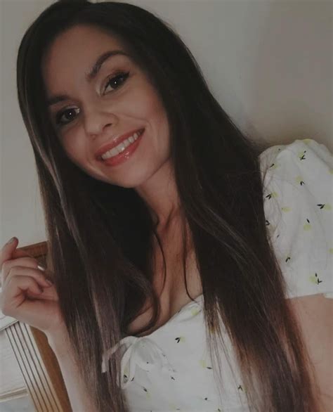 Alana asmr : r/prettiestAsmrtists