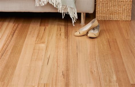 Light Colored Laminate Flooring: Benefits And Maintenance Tips ...
