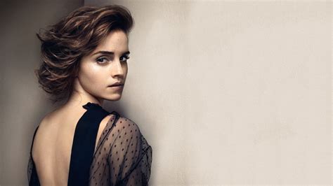 Emma Watson Sexy Wallpaper