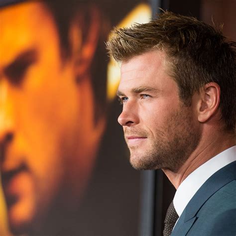 Chris Hemsworth Sideprofil
