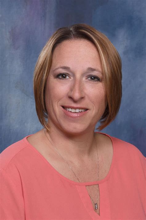Dr. Elizabeth Powell, APRN-CNP, Family Physician | Mount Vernon, OH | WebMD