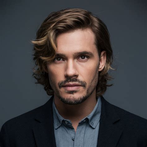 20 Cool Shag Haircuts for Men