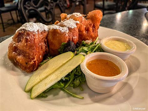 Reservations Now Open For Disneyland's Blue Bayou Restaurant - AllEars.Net