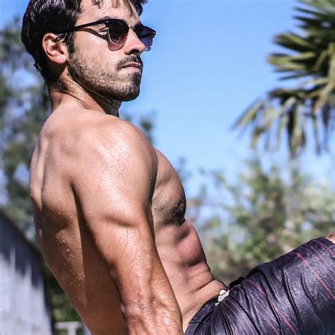 Best Dumbbell Tricep Exercises Explained: Your Ultimate Guide to Toned ...