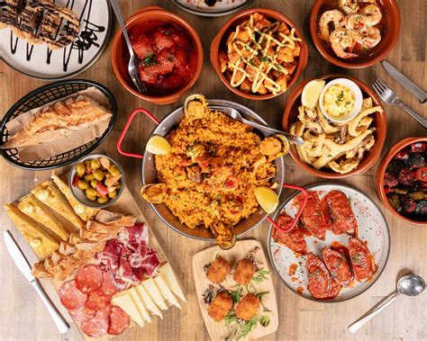 Manolo's Tapas | Spanish Tapas & Bar in St Kilda