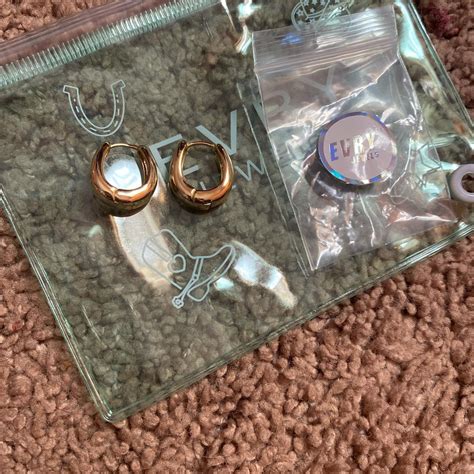 Jewels Legit Evry Jewels Silver Hoop Earrings Still In Package Evry ...