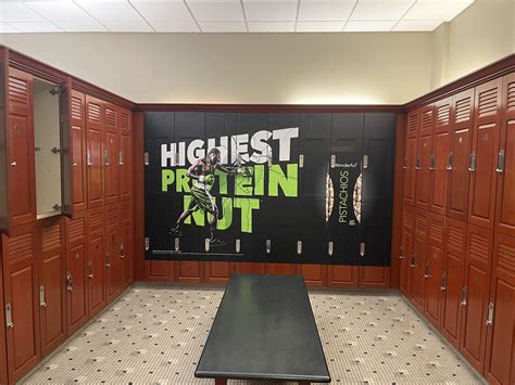 Men's Locker Room Naked