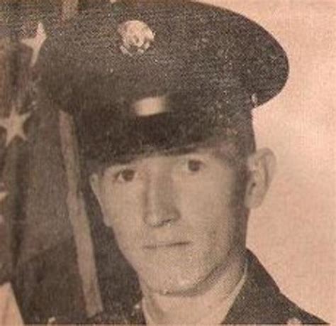 THE WALL OF FACES - Vietnam Veterans Memorial Fund
