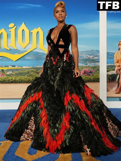 Janelle Monae Displays Her Sexy Tits at the “Glass Onion: A Knives Out ...