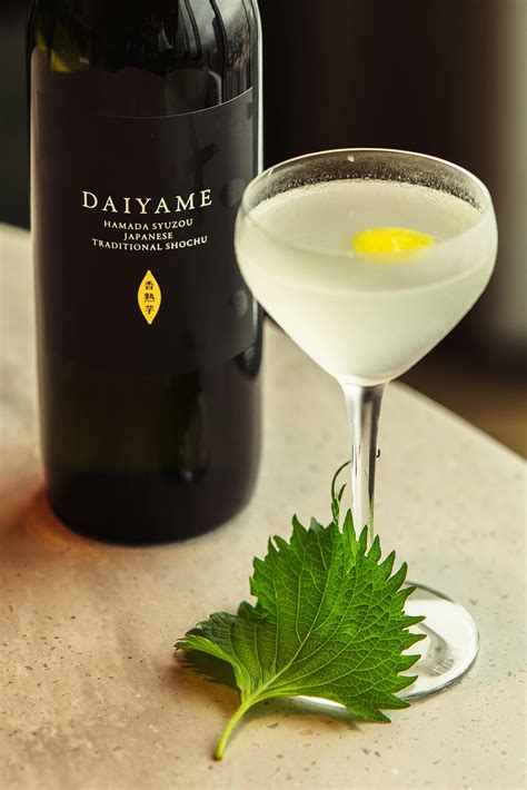 Gifs+Of+Girls+Taking+Off+Bikini+Top Photos, Download The BEST Free Gifs ...