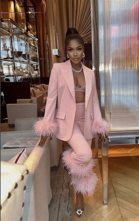 Modest Birthday Outfit, Birthday Outfit For Women, Cute Birthday ...