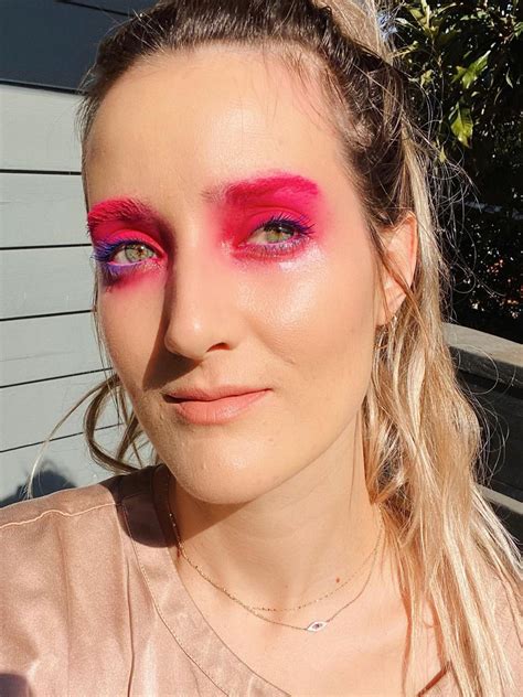 Pink Eye Makeup Looks
