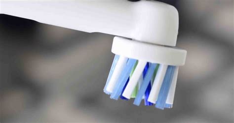 Ultimate Electric Toothbrush Review (2020) | Oral B vs Sonicare