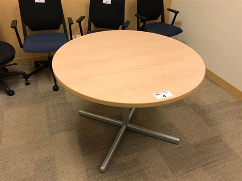 MAPLE 48'' ROUND CONFERENCE TABLE - Able Auctions