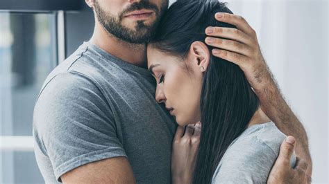 10 Tips On How to Stop Overthinking in a Relationship