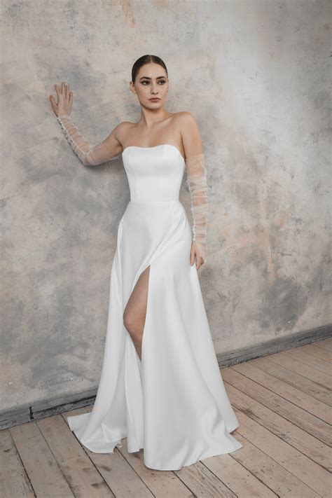Silk corset wedding dress 60 photos - Astyledwedding.com
