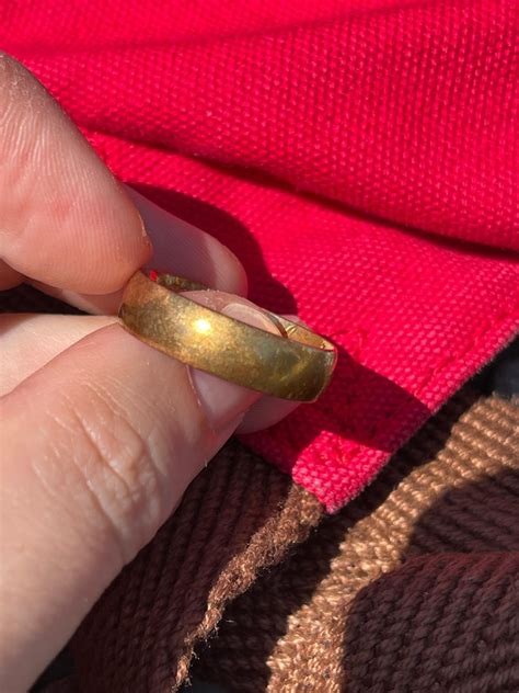 Found: gold ring at Lookout Lake : r/VictoriaBC