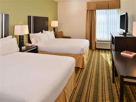 Affordable Hotel Near UC Berkeley CA | Holiday Inn Express & Suites Berkeley