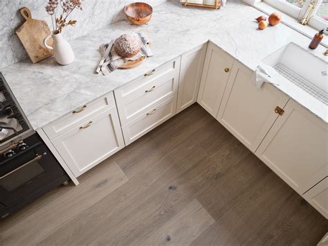 Kentwood Engineered Hardwood Floors | Metropolitan