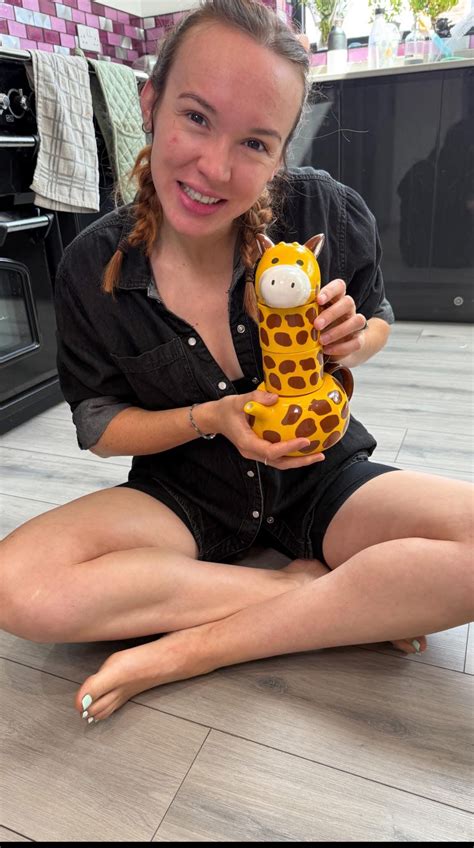 Charlie Henry's feet