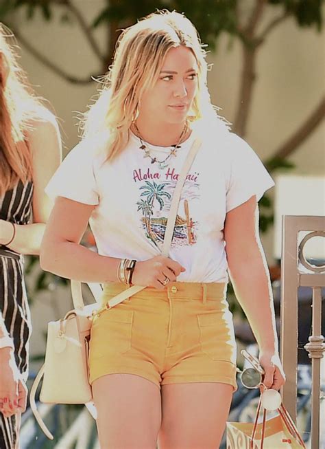 Thick thighs : r/Hilary_Duff