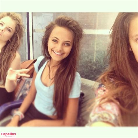 Phoebe Collin aka collin_merp aka phoebecollin_design Nude Leaks OnlyFans - Fapellas