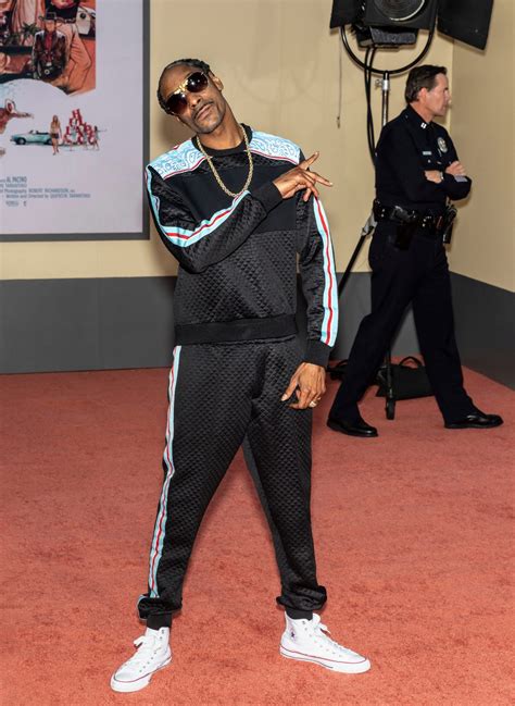 Snoop Dogg Height: How Tall is The Icon American Rapper? - Hood MWR