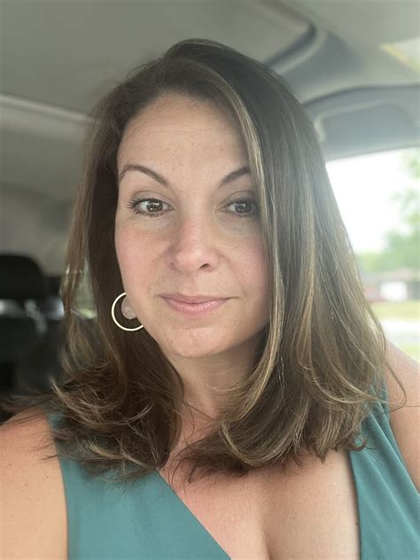 Pin by Millermaine on Quick Saves in 2025 | Middle aged woman selfie ...